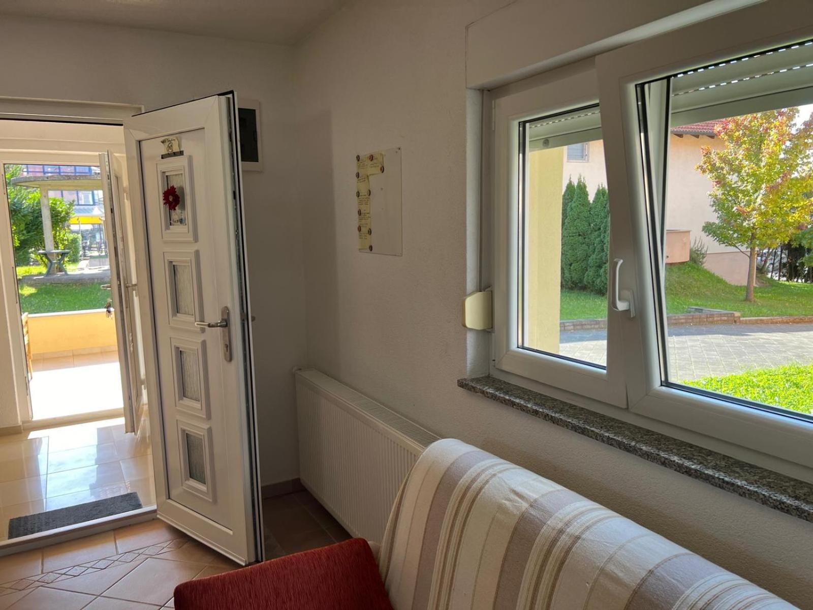 Minihaus In Zagreb Διαμέρισμα Sesvete Εξωτερικό φωτογραφία